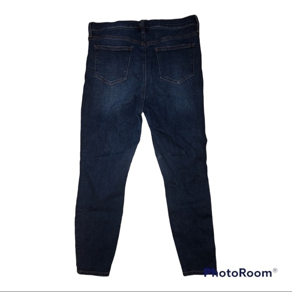 Celebrity Pink High-Rise Distressed Ankle Skinny Jeans - Picture 7 of 10